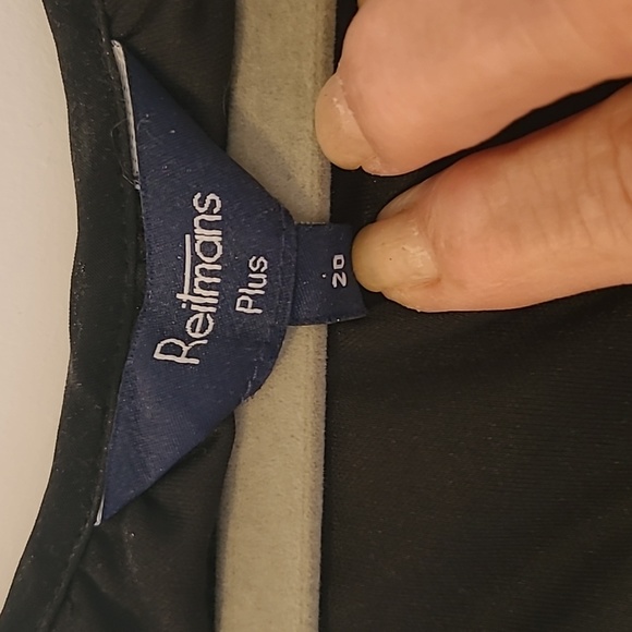 Top - Picture 2 of 5